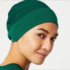 Figs scrub cap hunter Green